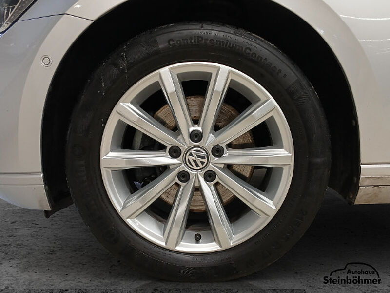 Volkswagen Passat Variant Business 4M 2.0TDI DSG Navi