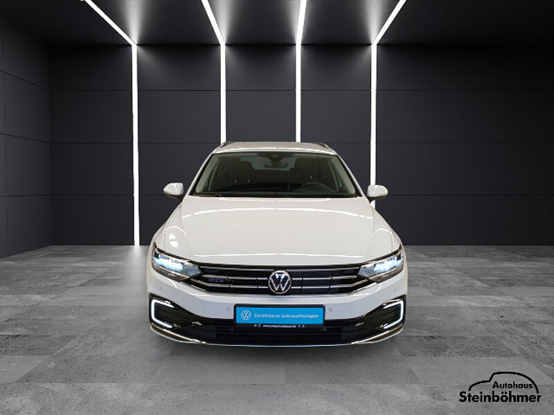 Volkswagen Passat Variant GTE Navi LED RearView Keyless