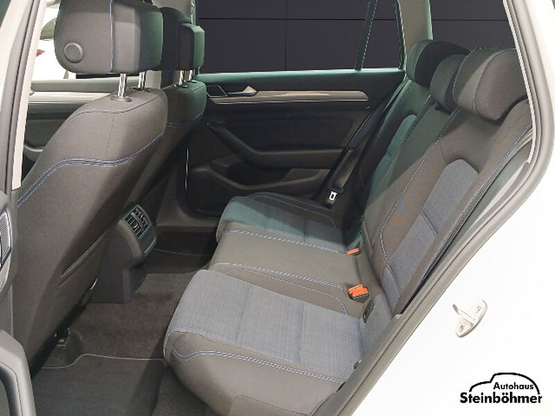 Volkswagen Passat Variant GTE Navi LED RearView Keyless