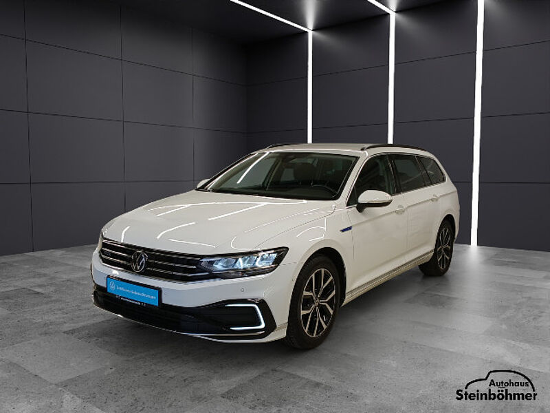 Volkswagen Passat Variant GTE Navi LED RearView Keyless