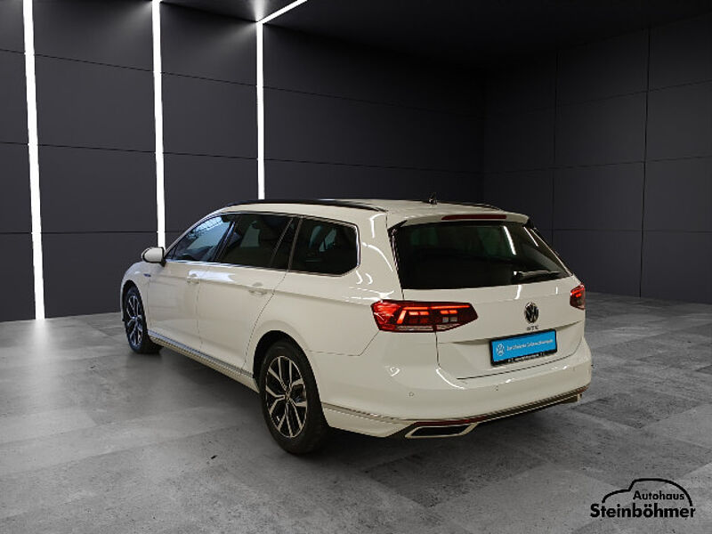 Volkswagen Passat Variant GTE Navi LED RearView Keyless
