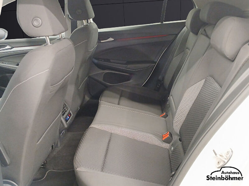 Volkswagen Golf ACTIVE 1.5TSI Navi LED-Plus RearView SHZ