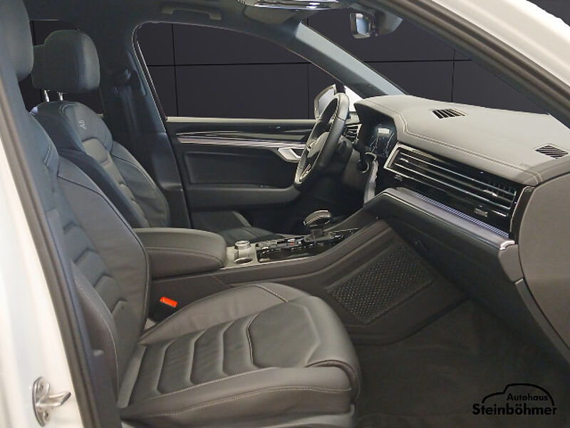 Volkswagen Touareg R-Line 3.0TDI 4M LED NAVPremium AHK Pano