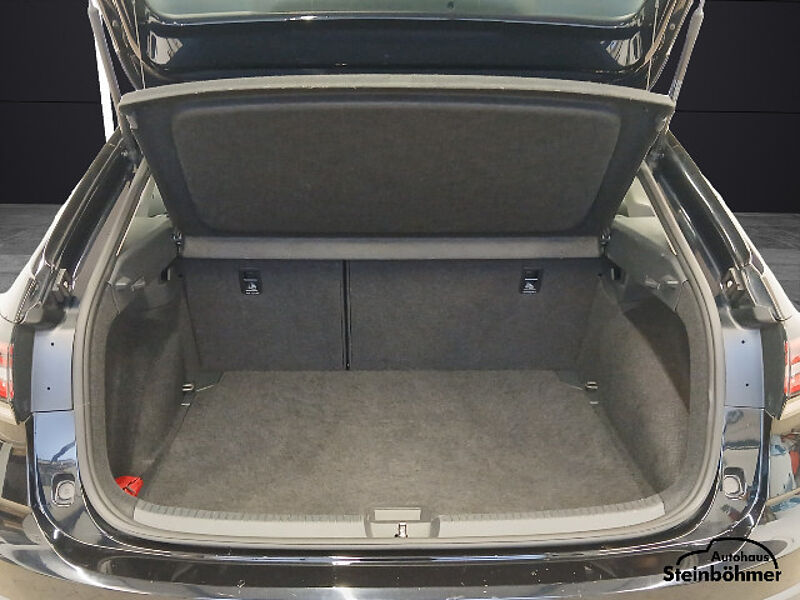 Volkswagen Taigo Style 1.0TSI DSG IQ. Light NAV SHZ RearView