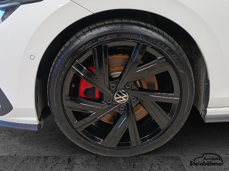 Volkswagen Golf GTI Black Style DSG Navi Pano HUD IQLight