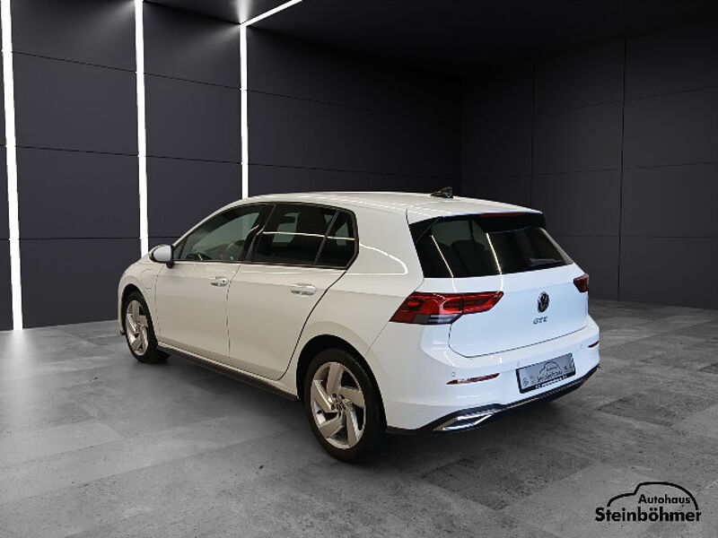Volkswagen Golf GTE 1.4TSI DSG eHybrid LEDPlus NAV SHZ