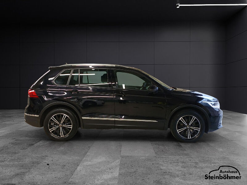 Volkswagen Tiguan Active 1.5TSI DSG Navi LED AHK HUD