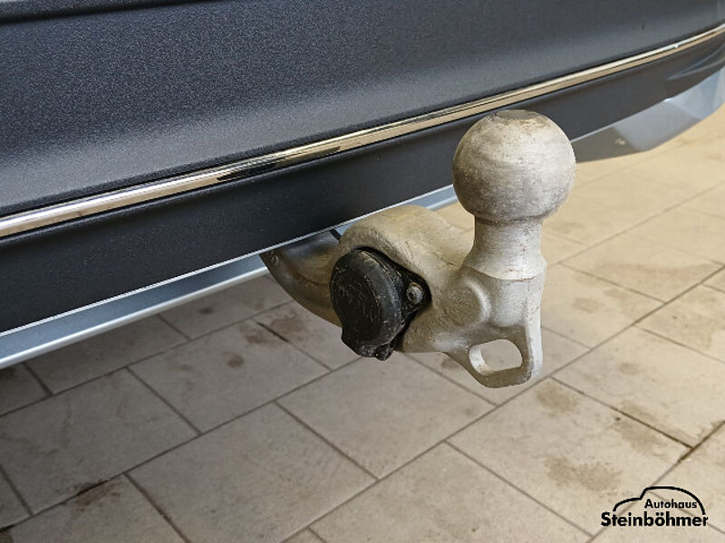 Volkswagen Passat Business 1.5TSI DSG eHybrid LED NAV AHK