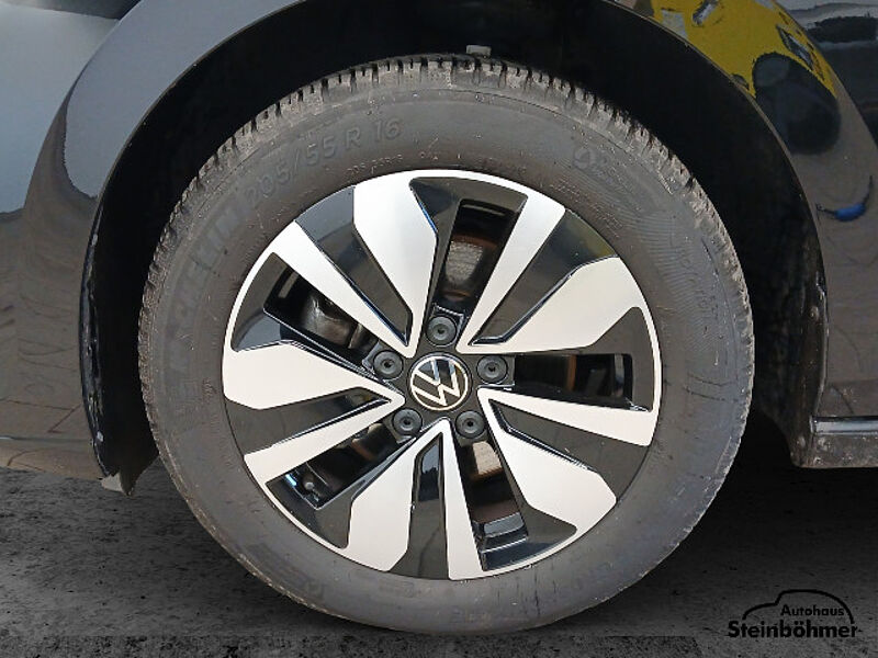 Volkswagen Golf GOAL 1.5eTSI DSG LEDPlus NAV AHK ACC