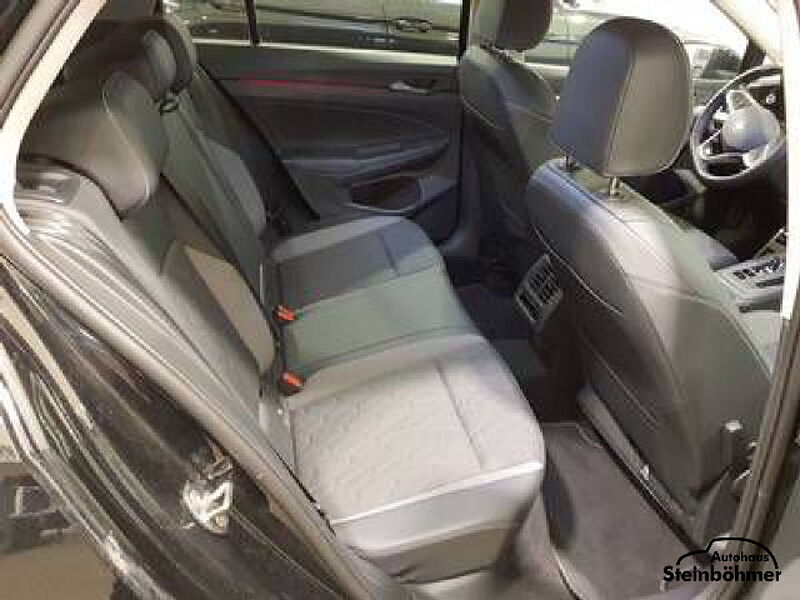 Volkswagen Golf GOAL 1.5eTSI DSG LEDPlus NAV AHK RearView