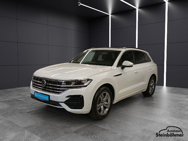 Volkswagen Touareg R-Line Navi AHK Pano Standhzg HUD