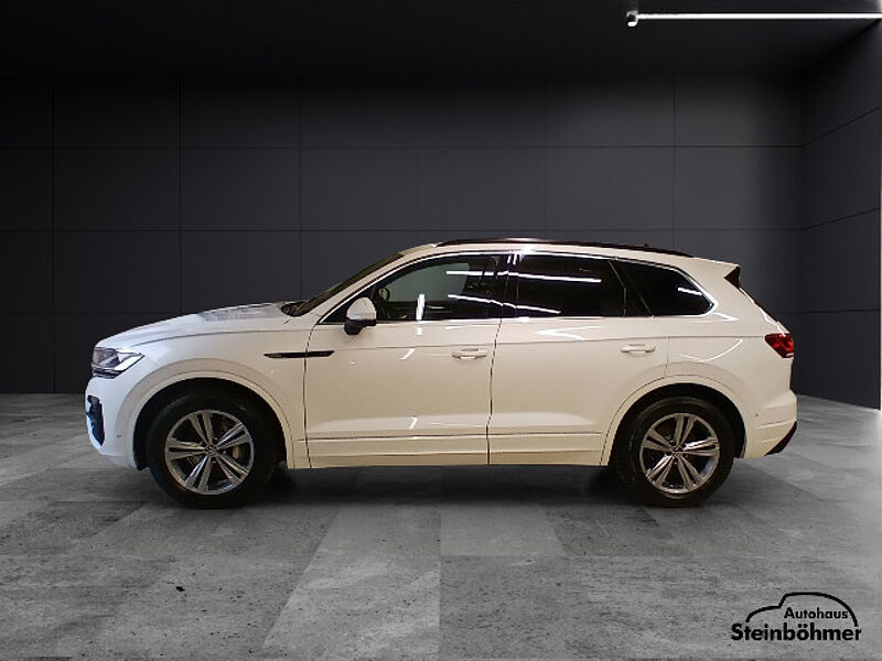 Volkswagen Touareg R-Line Navi AHK Pano Standhzg HUD