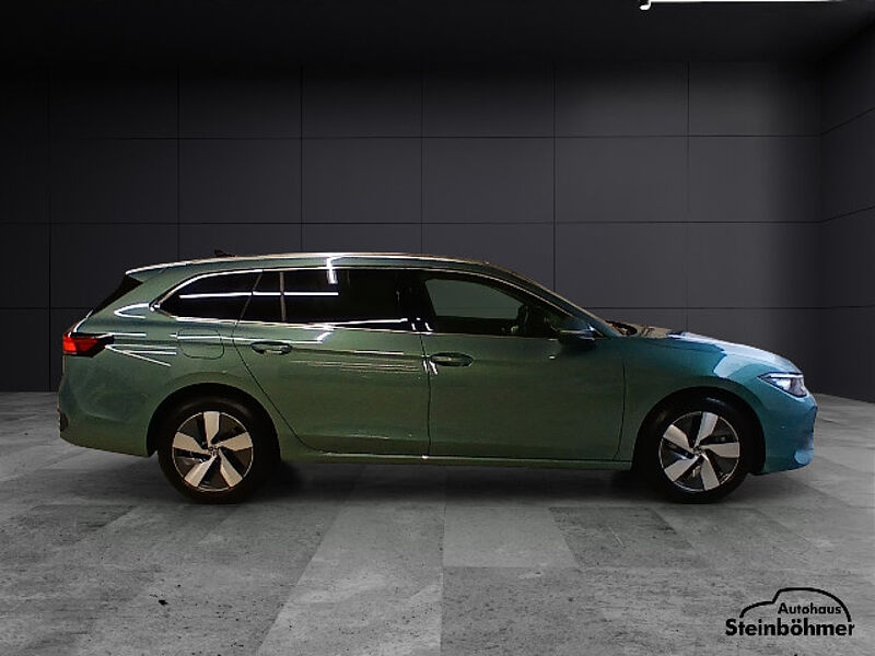 Volkswagen Passat Business 1.5 eHybrid Navi AHK LED Kamera