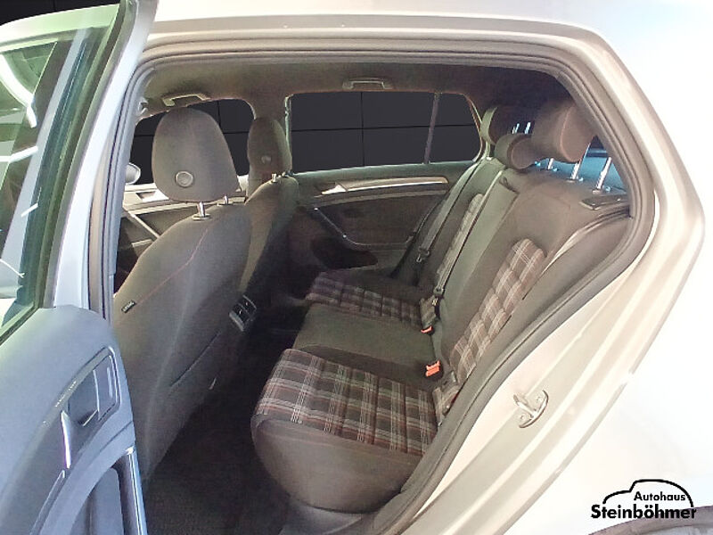 Volkswagen Golf GTI Performance Navi LED DCC Standhzg