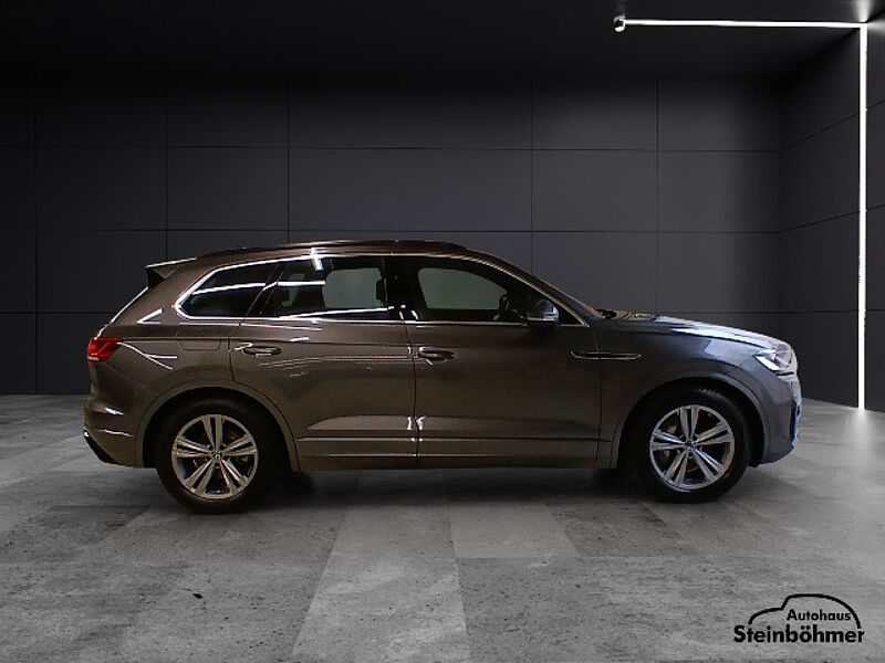 Volkswagen Touareg R-Line AHK Pano Standhzg HUD Luftf.