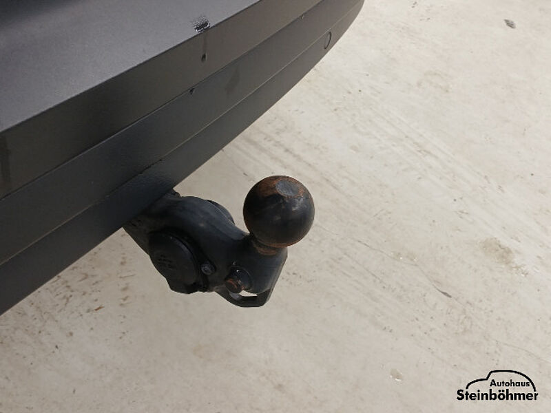 Volkswagen ID.4 Pro Performance AHK Navi IQLight Pano