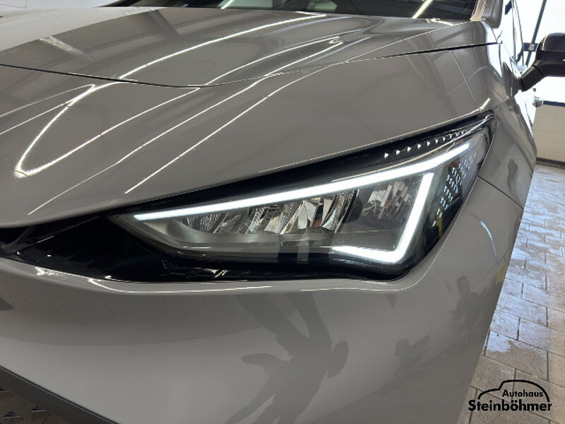 CUPRA Born 150KW RFK SHZ LED NAV