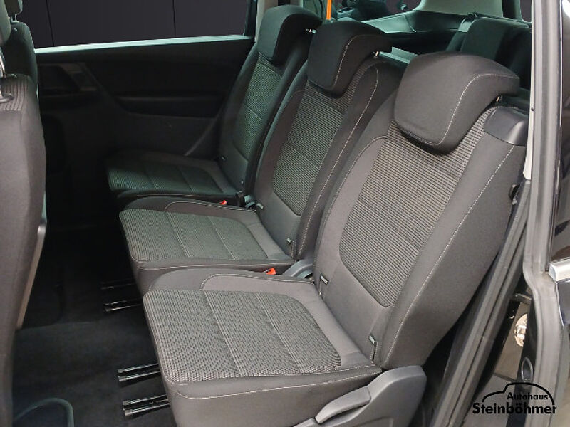 Volkswagen Sharan Comfortline 1.4TSI DSG 7-Sitzer Navi