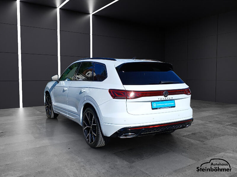 Volkswagen Touareg 3.0 V6 TDI R-Line Pano AHK Soundsystem
