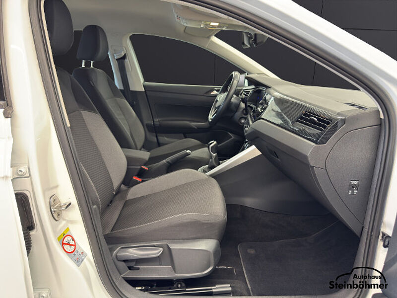 Volkswagen Polo Life 1.0MPI NAV AppCon LED