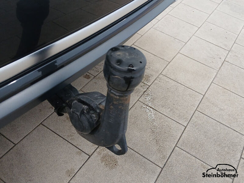 Audi A4 Avant 35TFSI sport XenonPlus NAV MMI AHK ACC