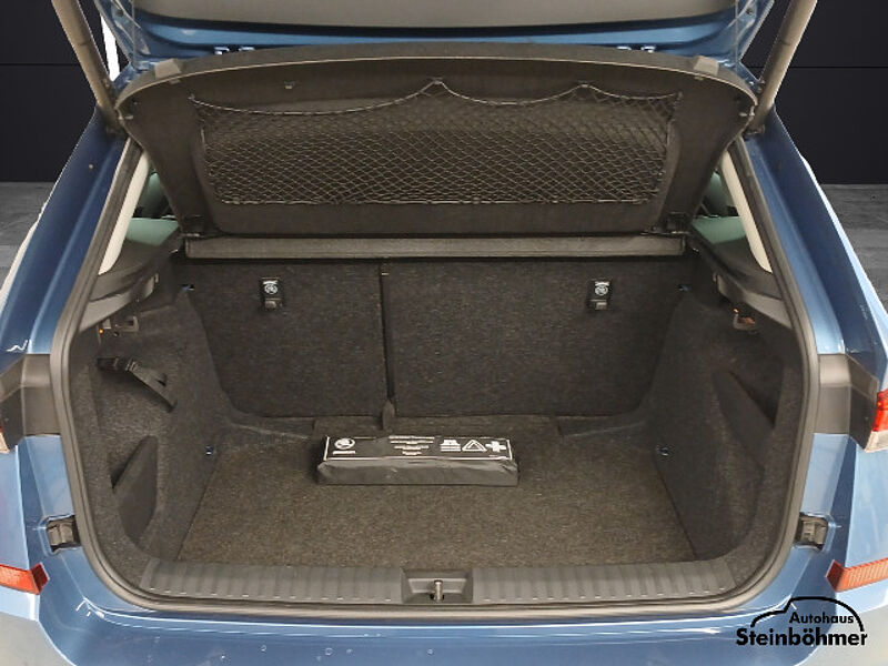 SKODA Kamiq Style 1.0TSI DSG LED AHK Kamera SHZ