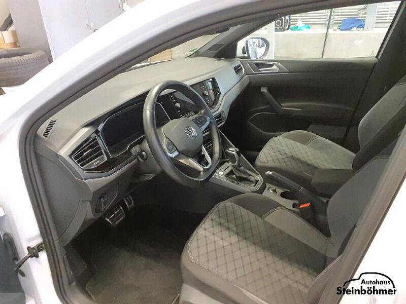 Volkswagen Taigo R-Line 1.5TSI DSG IQ. Light NAV ACC SHZ