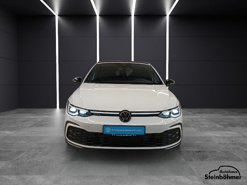 Volkswagen Golf GTI DSG Navi BlackStyle Pano RearView
