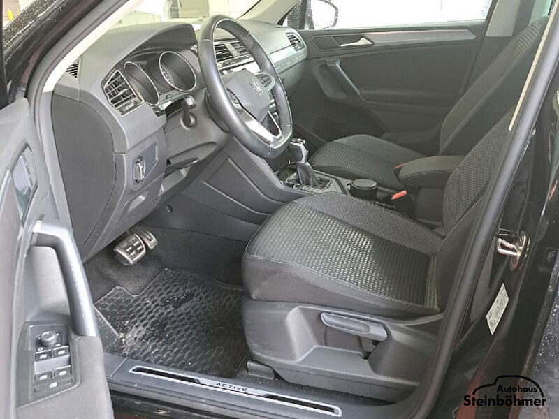 Volkswagen Tiguan Active 2.0TDI DSG LED NAV AHK ACC SHZ