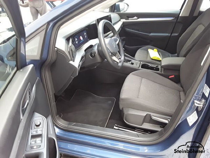 Volkswagen Golf Variant Life 1.5TSI LED AppCon ACC RearView