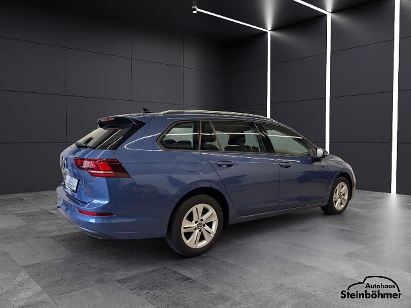Volkswagen Golf Variant Life 1.5TSI LED AppCon ACC RearView