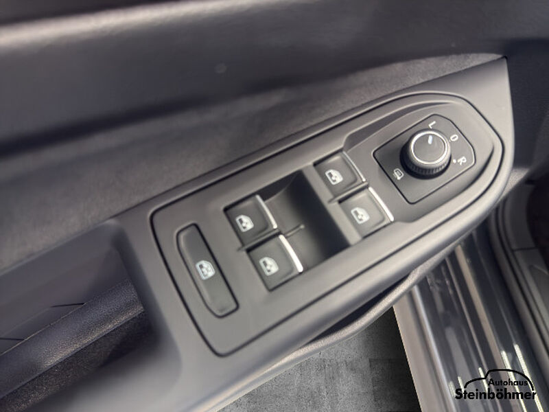 Volkswagen Golf GTI 2.0TSI 6-Gang LEDPlus NAV RearView