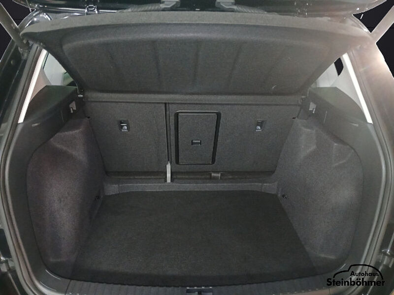 SEAT Ateca Style 2.0TDI DSG LED NAV SHZ ACC Beats
