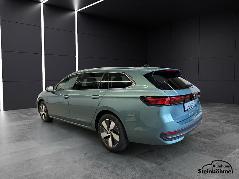 Volkswagen Passat Business 1.5eTSI DSG LED NAV AHK ACC