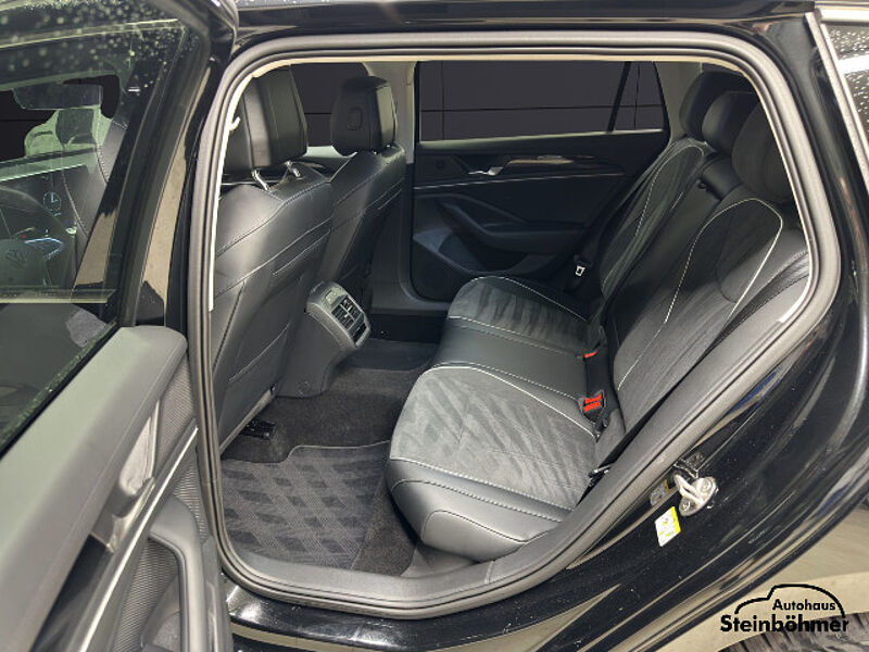 Volkswagen Passat Business 1,5eTSI DSG LED NAV AHK ACC SHZ