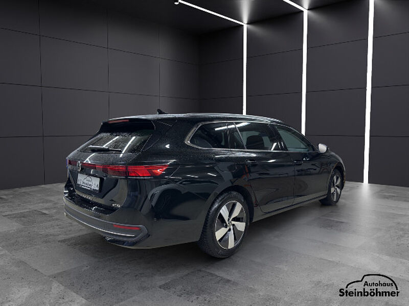 Volkswagen Passat Business 1,5eTSI DSG LED NAV AHK ACC SHZ
