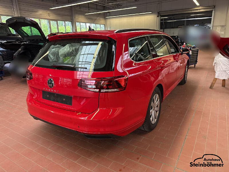 Volkswagen Passat Variant Business 2.0TDI DSG NAV LED AHK