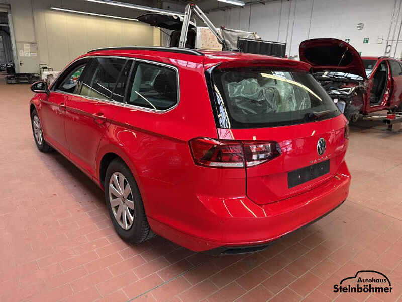 Volkswagen Passat Variant Business 2.0TDI DSG NAV LED AHK