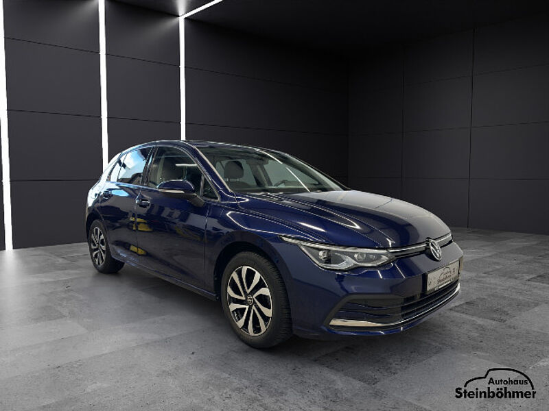 Volkswagen Golf Life 1.5 TSI ACTIVE RearView LED AppCon